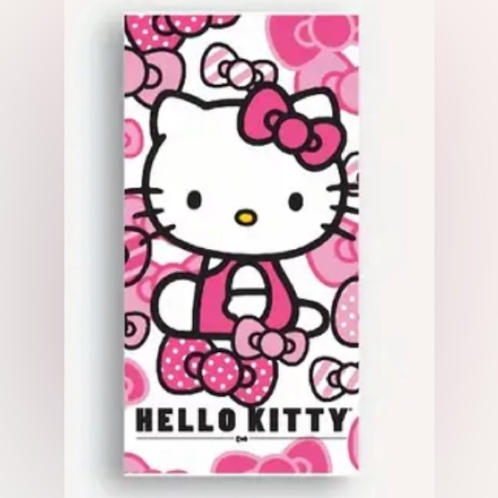 NWT! Hello Kitty Beach Towel